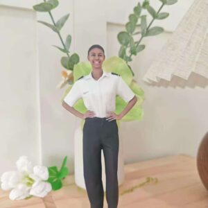 Standing Figurine — 18cm · 1 Person