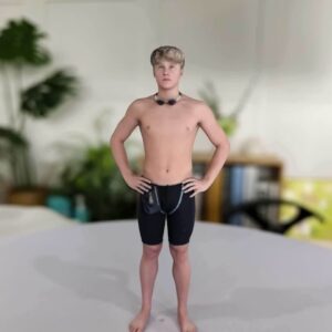 Standing Figurine — 15cm · 1 Person